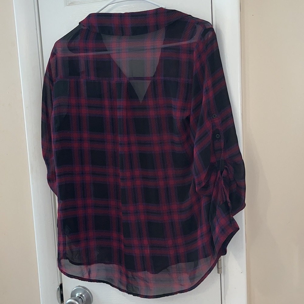 Express Button Down! Size Medium 😍 - Picture 6 of 8